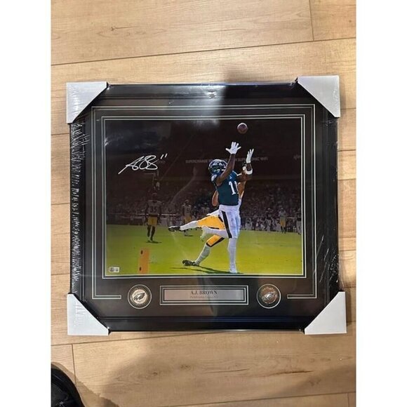 AJ Brown signed autographed Philadelphia Eagles 16x20 Photo Framed Beckett - Picture 1 of 5